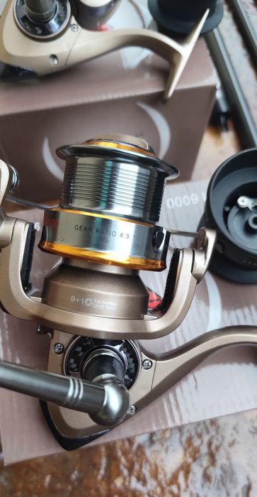 Set Complet Pescuit la Feeder,2 Lansete,2 Mulinete,Senzori,Geanta