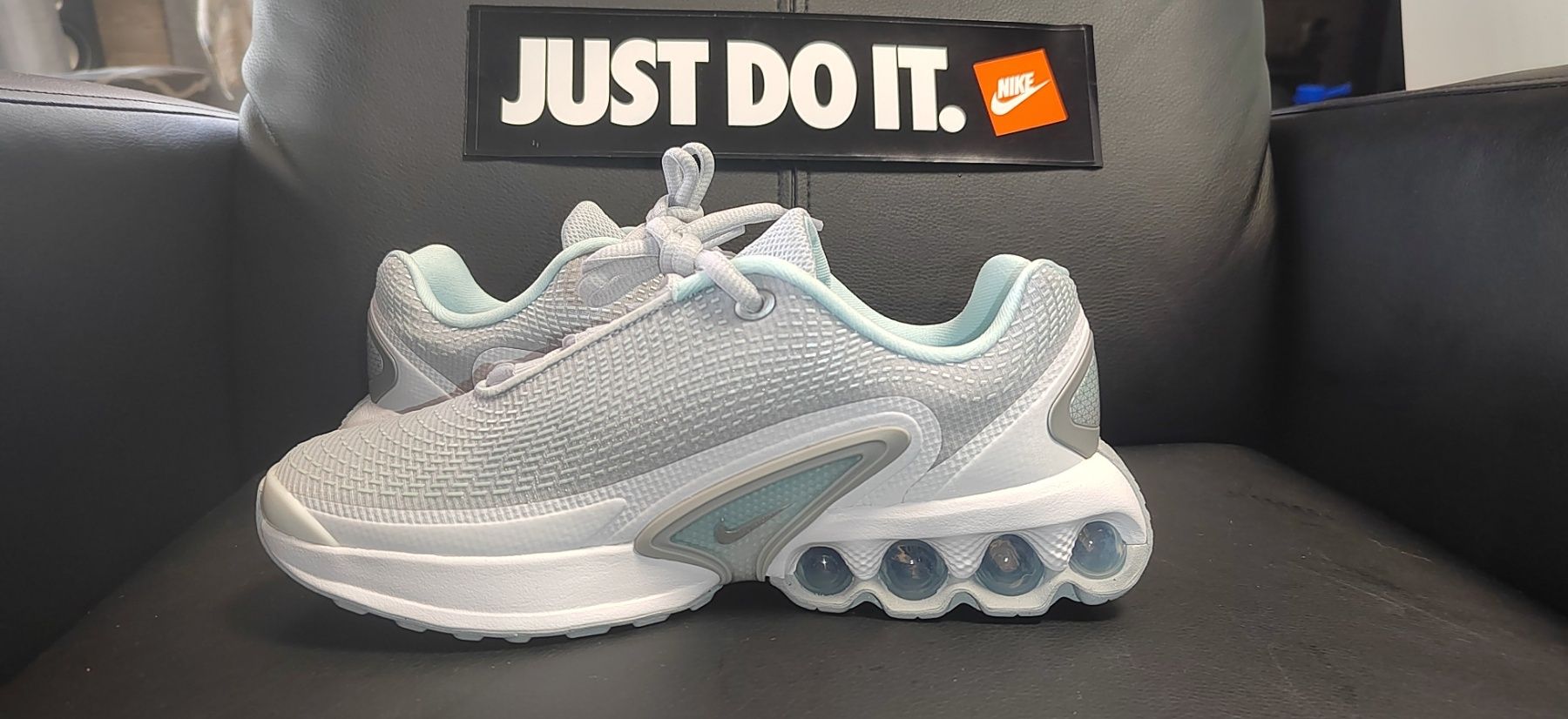 Nike Air Max DN, номер 37,5
