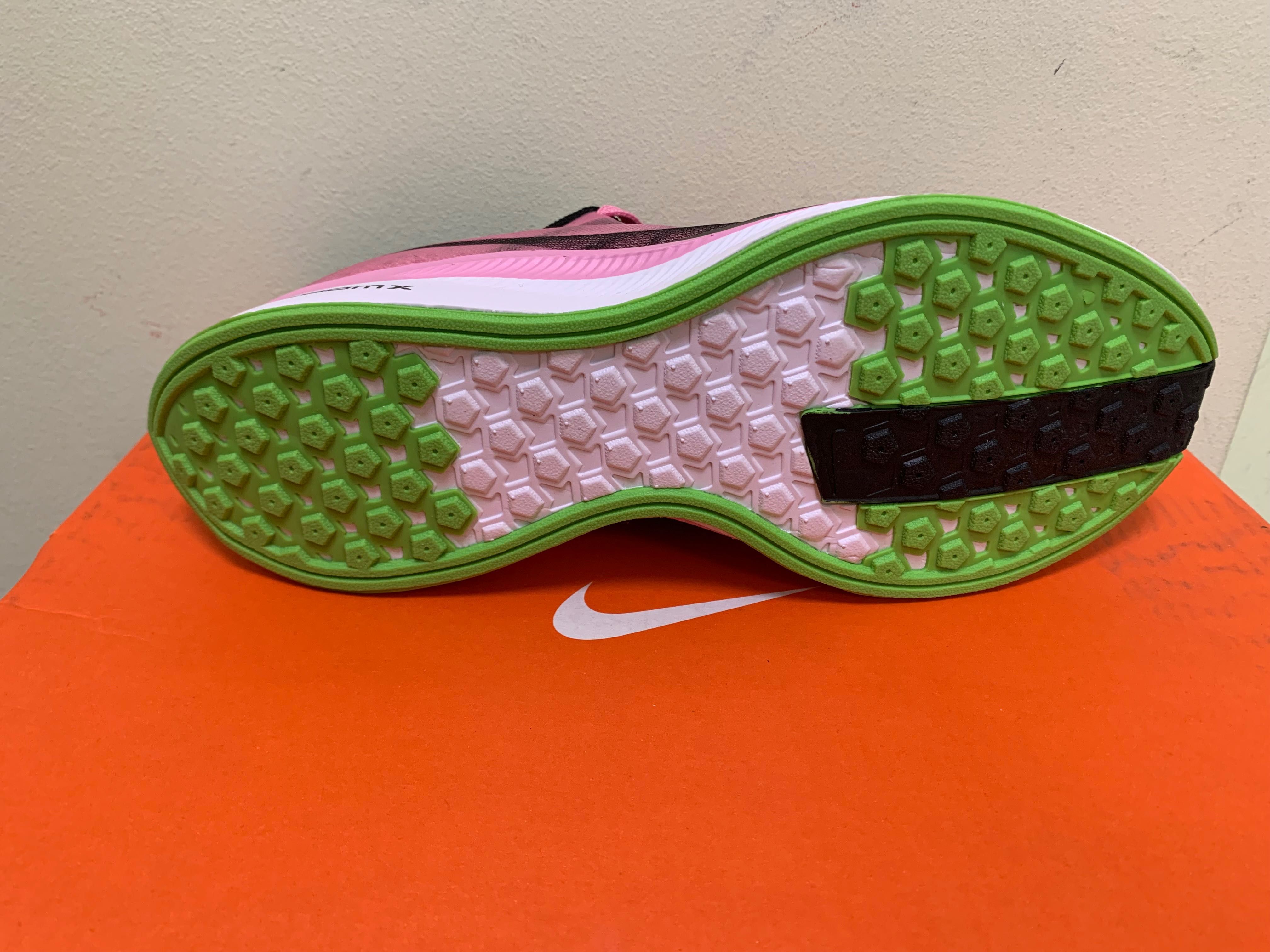 Нови дамски маратонки Nike Zoom Pegasus 35 turbo размер 37.5