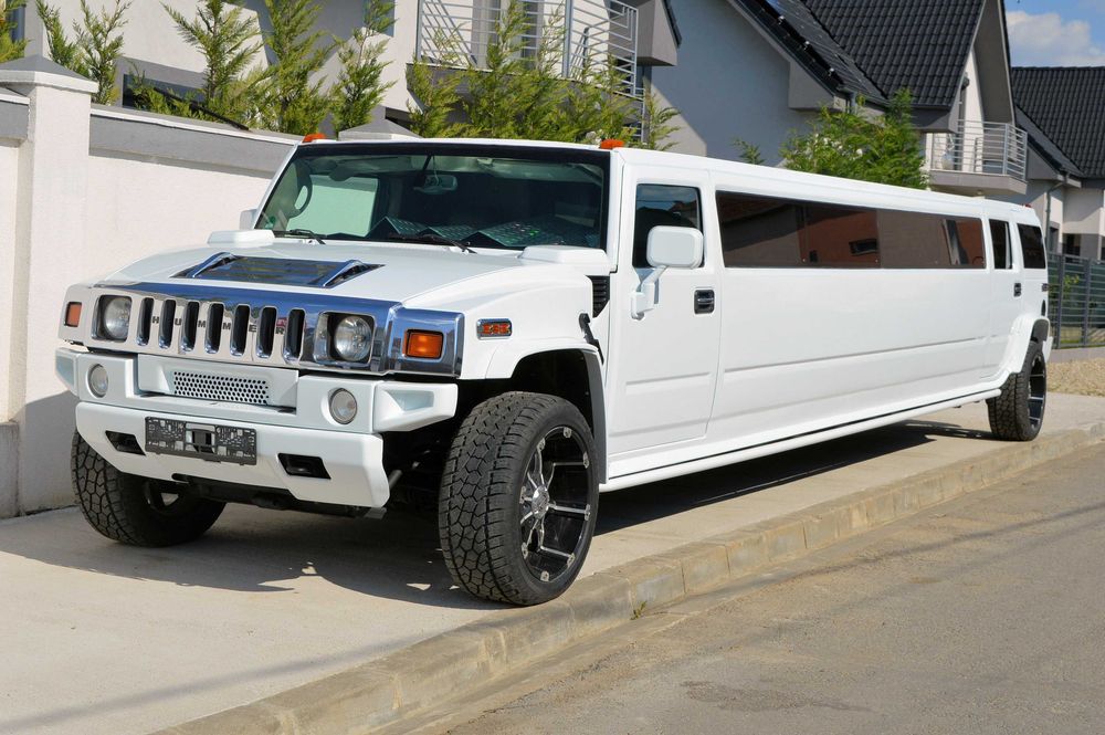 HUMMER H2 - limuzina nunti evenimente 22 locuri, 11 metri lungime
