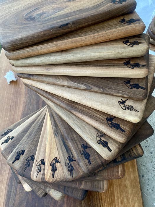 Mini tocatoare din lemn masiv de nuc