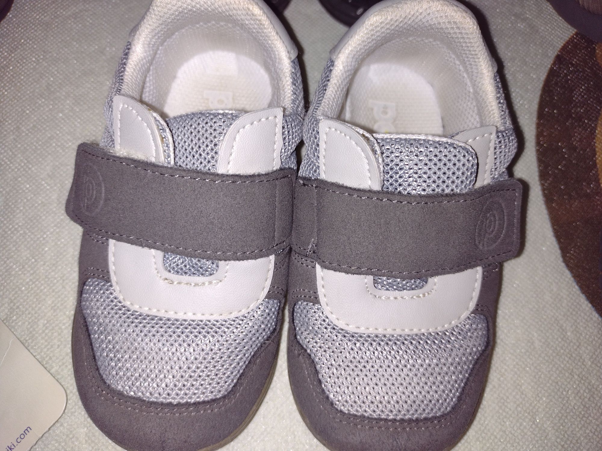 Бебешки обувчици