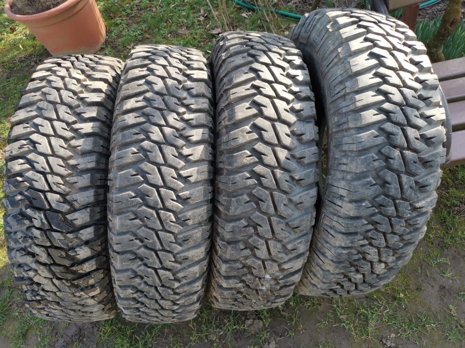 Cauciucuri WRANGLER M+S LT235/85R16 MT/R 114/111Q GOOD YEAR

M+S LT235