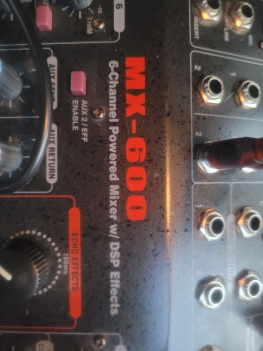 Vând mixer mx 600 , tun de bass , mai am și 2  perechi de boxe cu trep