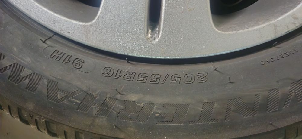 Roti R 16 cu anvelope de iarna