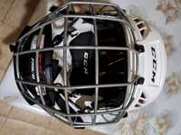 Продается шлем для хоккея