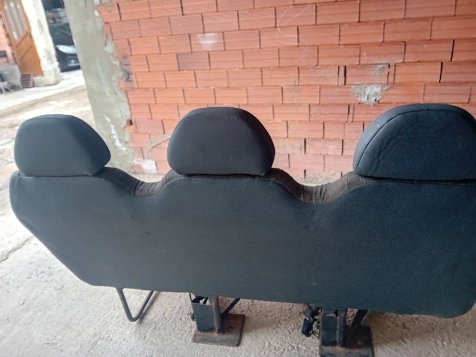 Седалки от Опел Виваро
