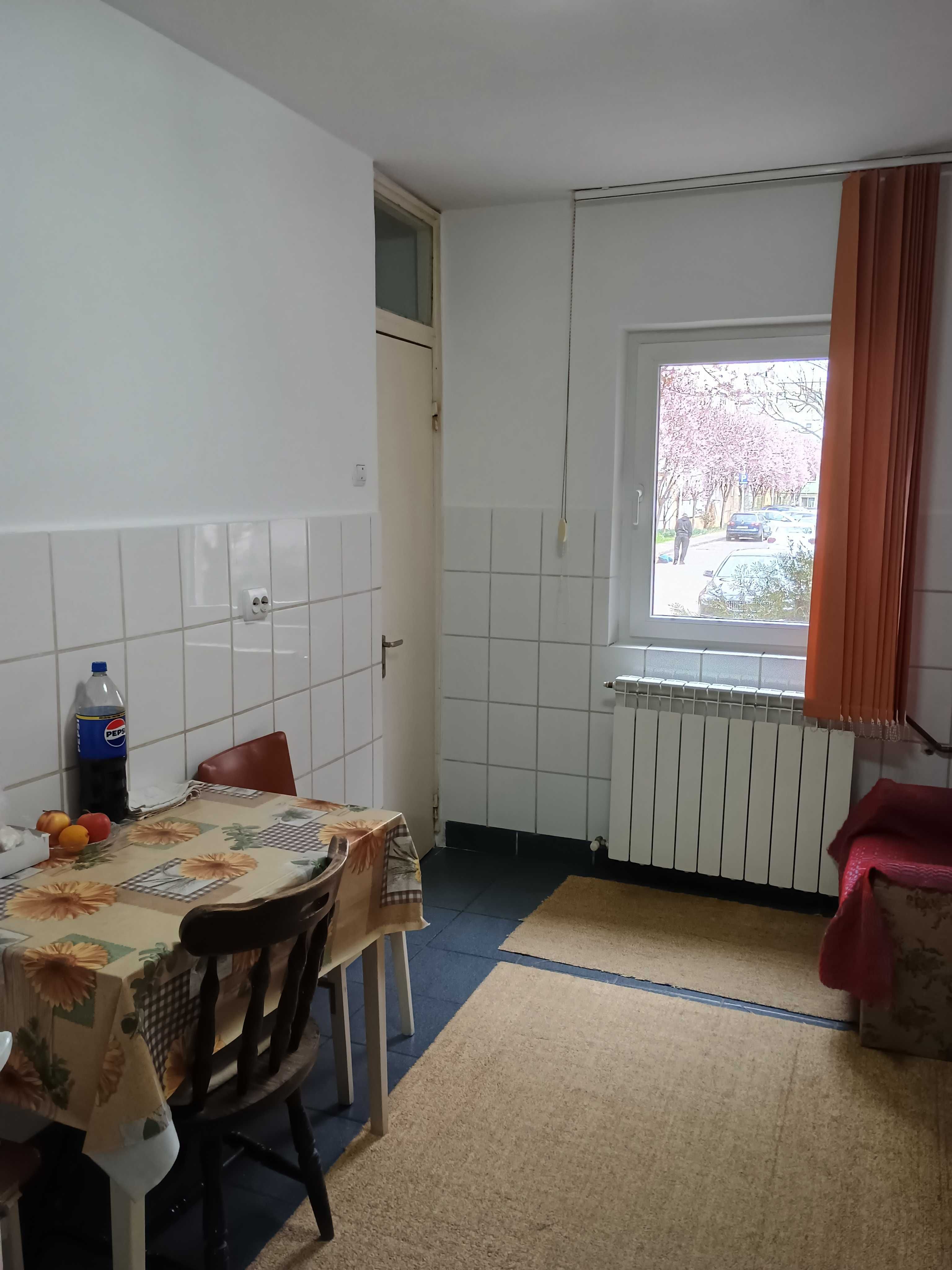 Apartament 2 camere, decomandat, parter, Drobeta Turnu - Severin