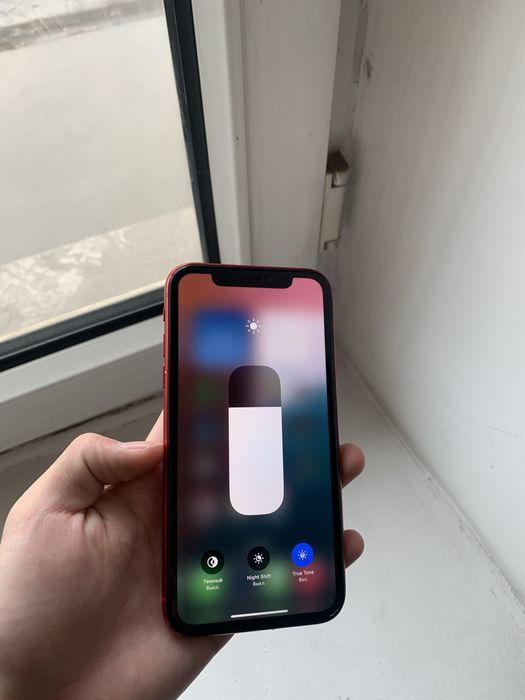 iPhone XR 128 продается