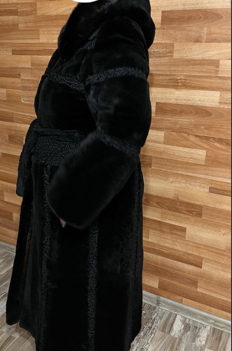 Норковая шуба срочно!