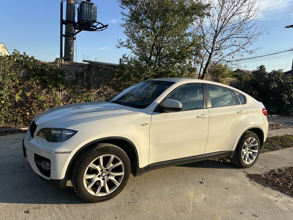 BMW X6 F71. 2012 , 3.0 disel