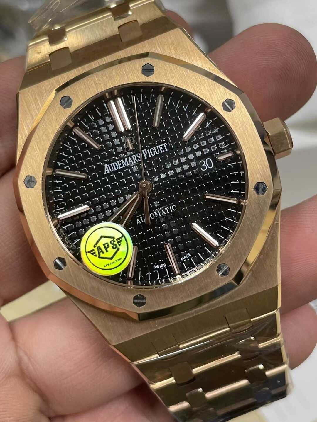 Audemars Piguet Royal Oak Злато / Черно