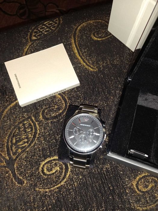 EMPOrIо ARMANI часовник