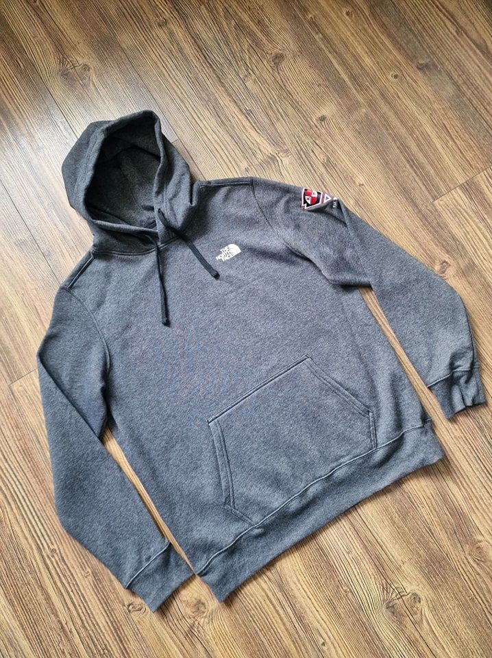 Страхотен мъжки суитчър THE NORTH FACE
размер L, без забележки , разме
