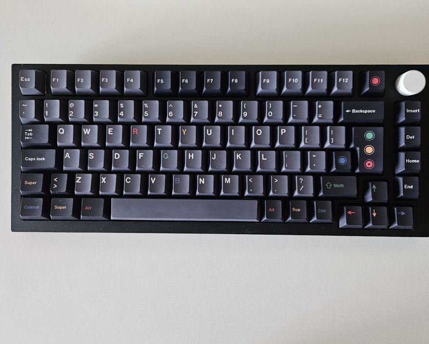 Glorious GMMK Pro механична клавиатура