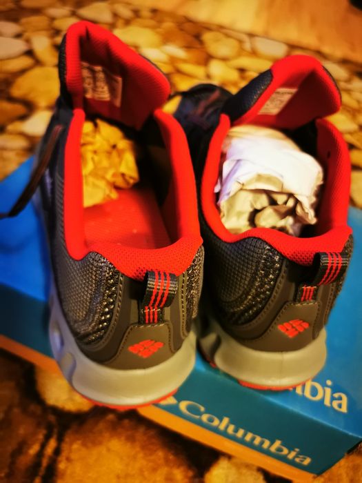 Adidasi Columbia 42 hoka salewa mammut la sportiva merrel salomon