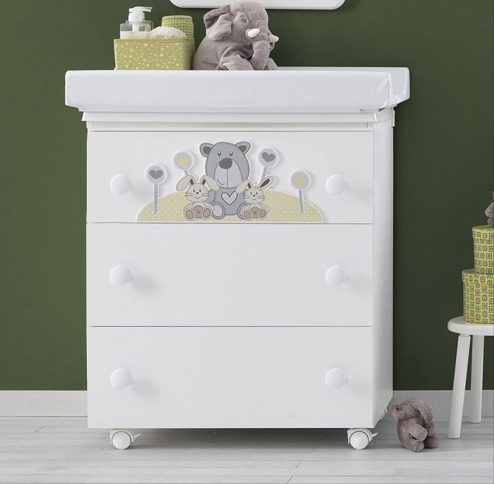 Кошара, скрин, повивалник, вана, матрак и спален комплект Pali