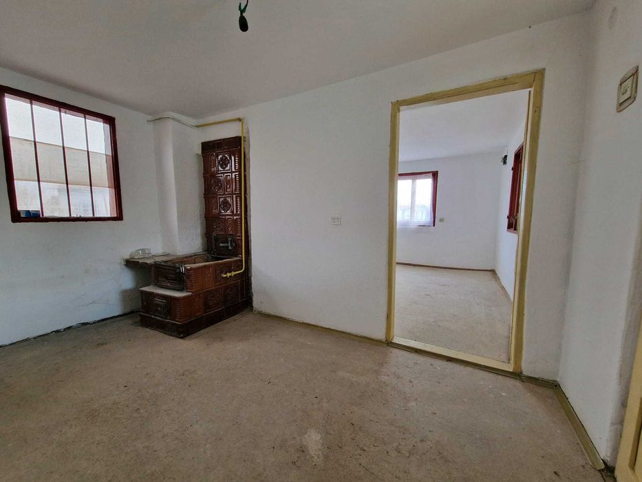 Casa de vanzare - comuna Prundeni, jud. Valcea [Poze reale]