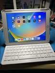 Ipad pro 9,7 inch 128 gb baterie 87 % IMPECABILA