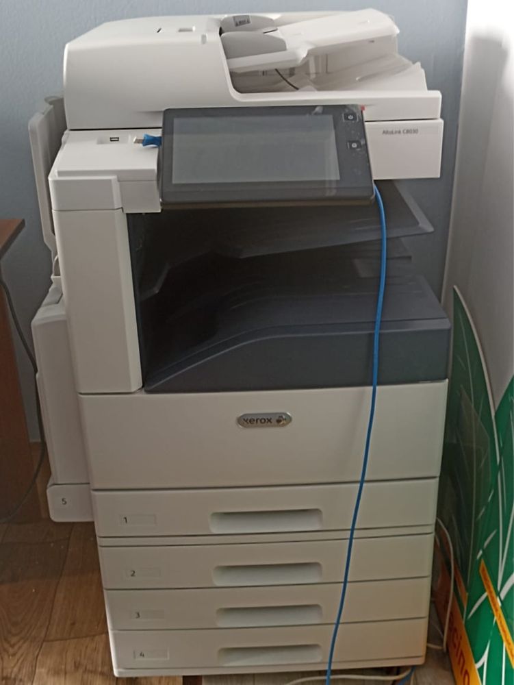 Продам МФУ Xerox Altalink C8030. ТОРГ ВОЗМОЖЕН