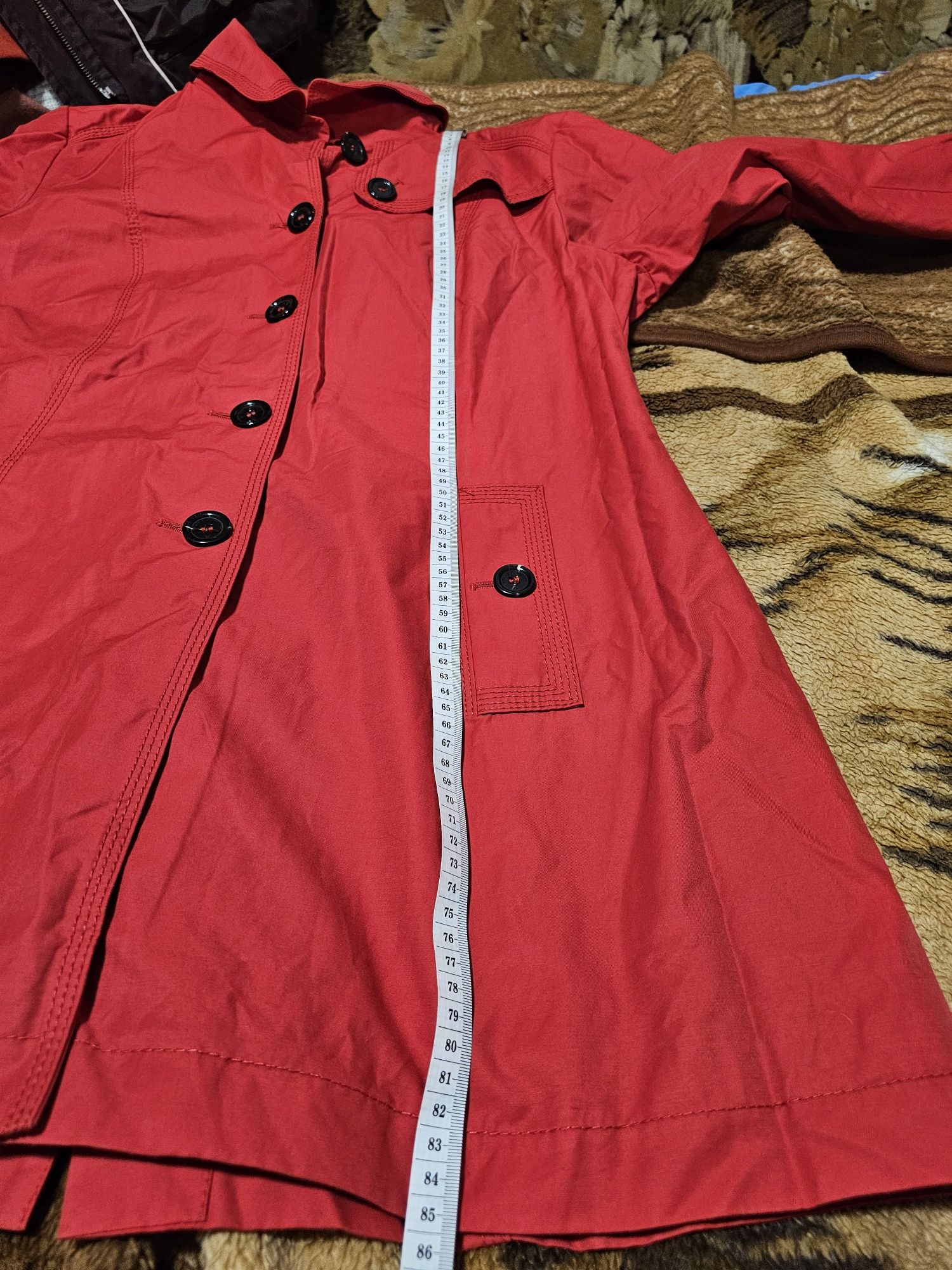 Trench/Trenci roșu XL 42 lung după genunghi