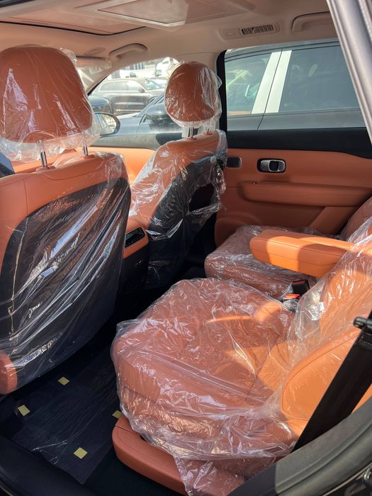 Leapmotor C16 3 pozitsiya full gibrid