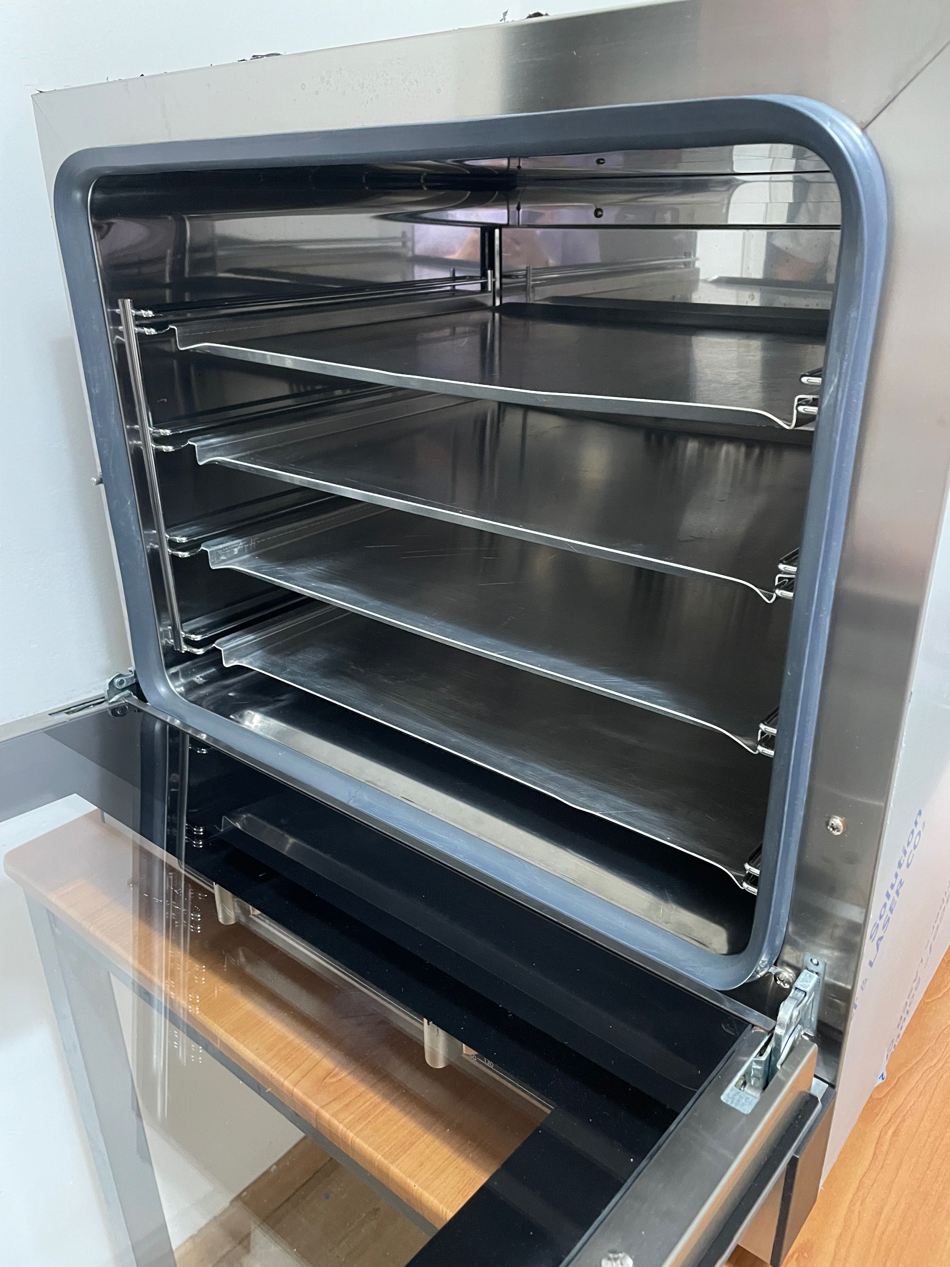 Cuptor electric profesional pentru patiserie/ gastronomie