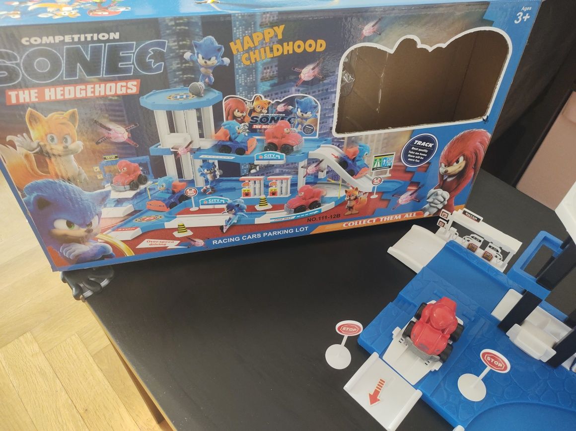 Sonic таралежът игра