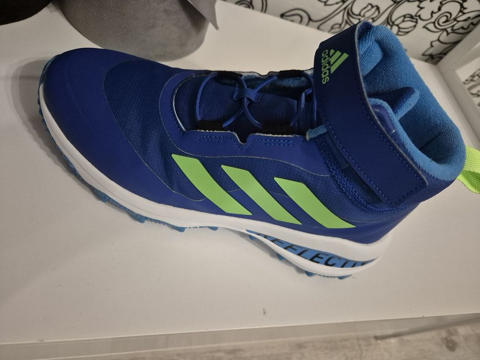 Adidas зимни обувки