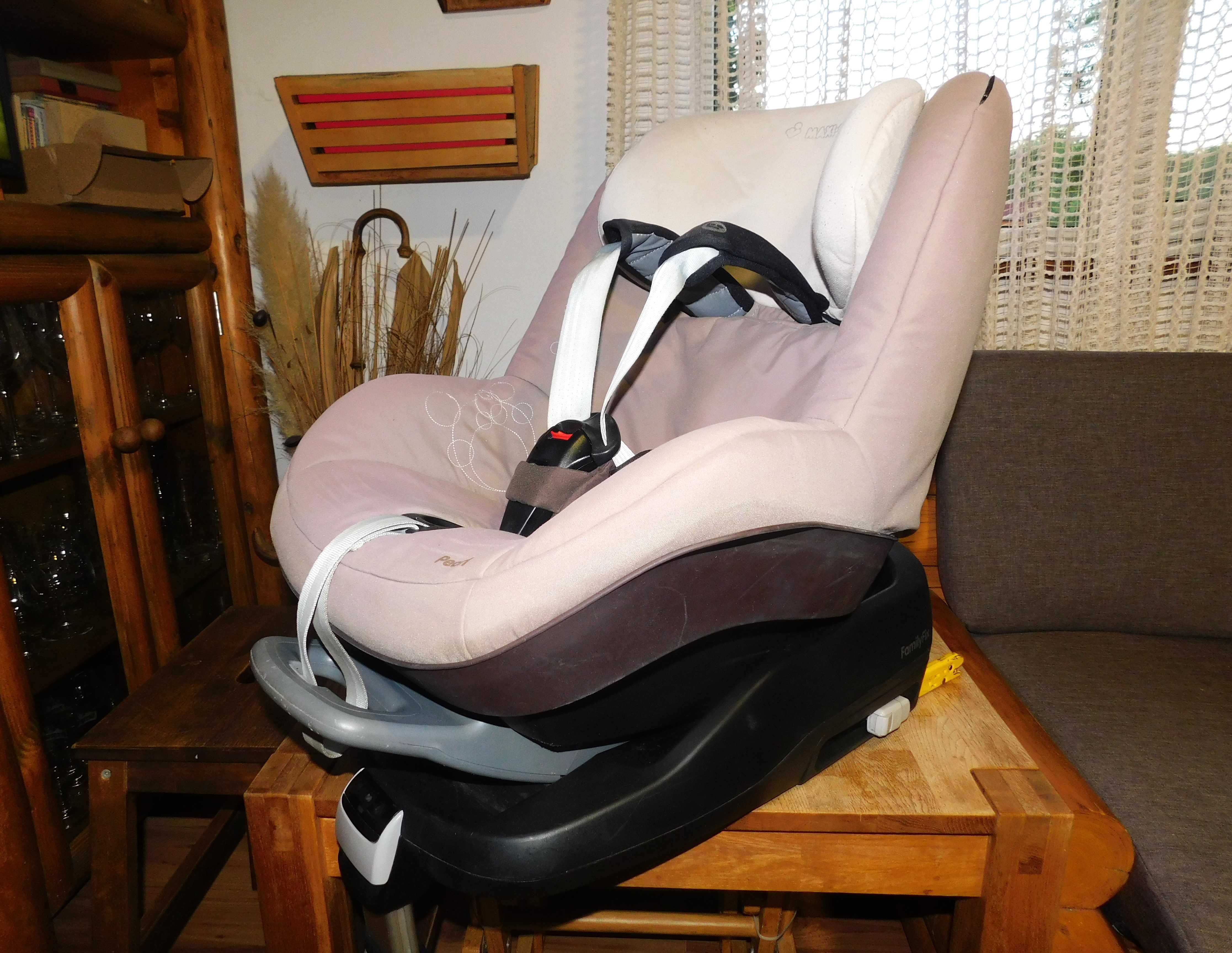 Scaun auto Pearl 9-18 kg + bază ISOFIX