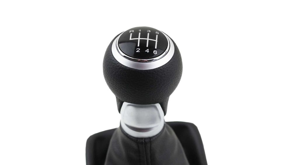 КОЖЕНА Топка за скоростен лост с Маншон за Ауди Audi A3 S3 8P 5/6ск