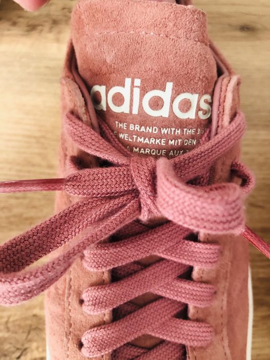 Нови дамски кожени кецове Adidas номер 40