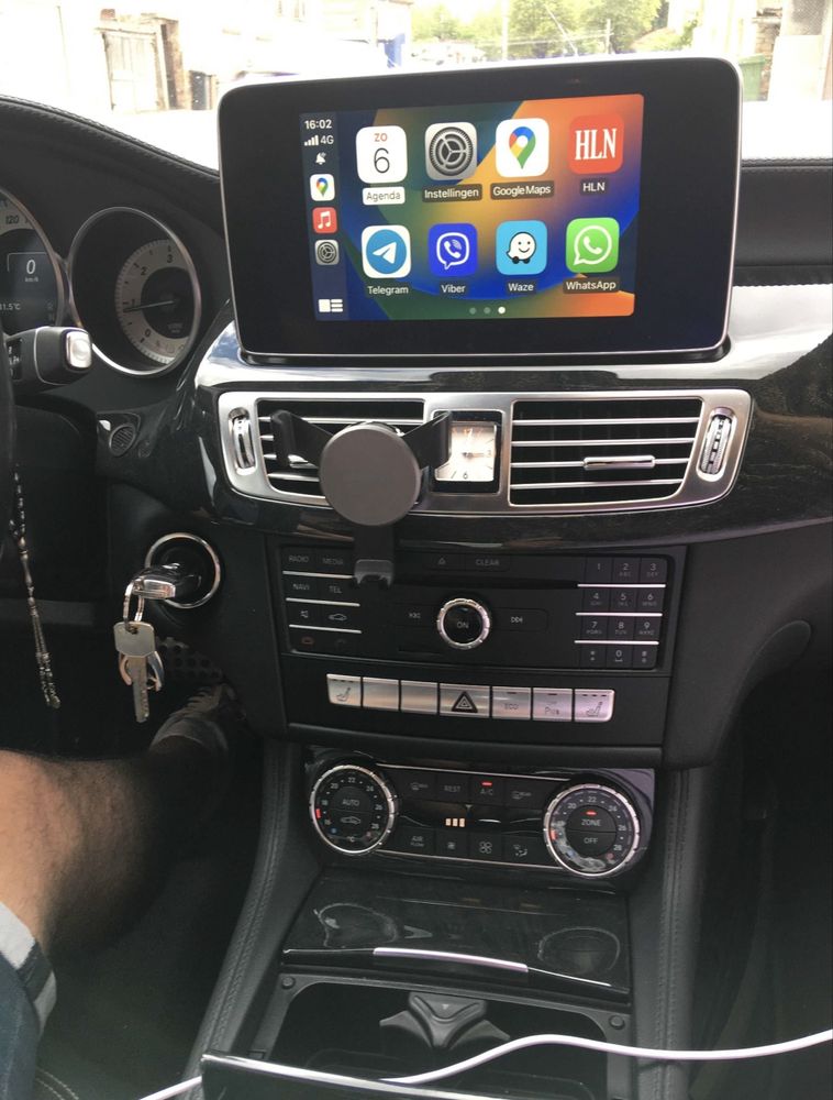 Активиране на Mercedes Carplay / Android Auto