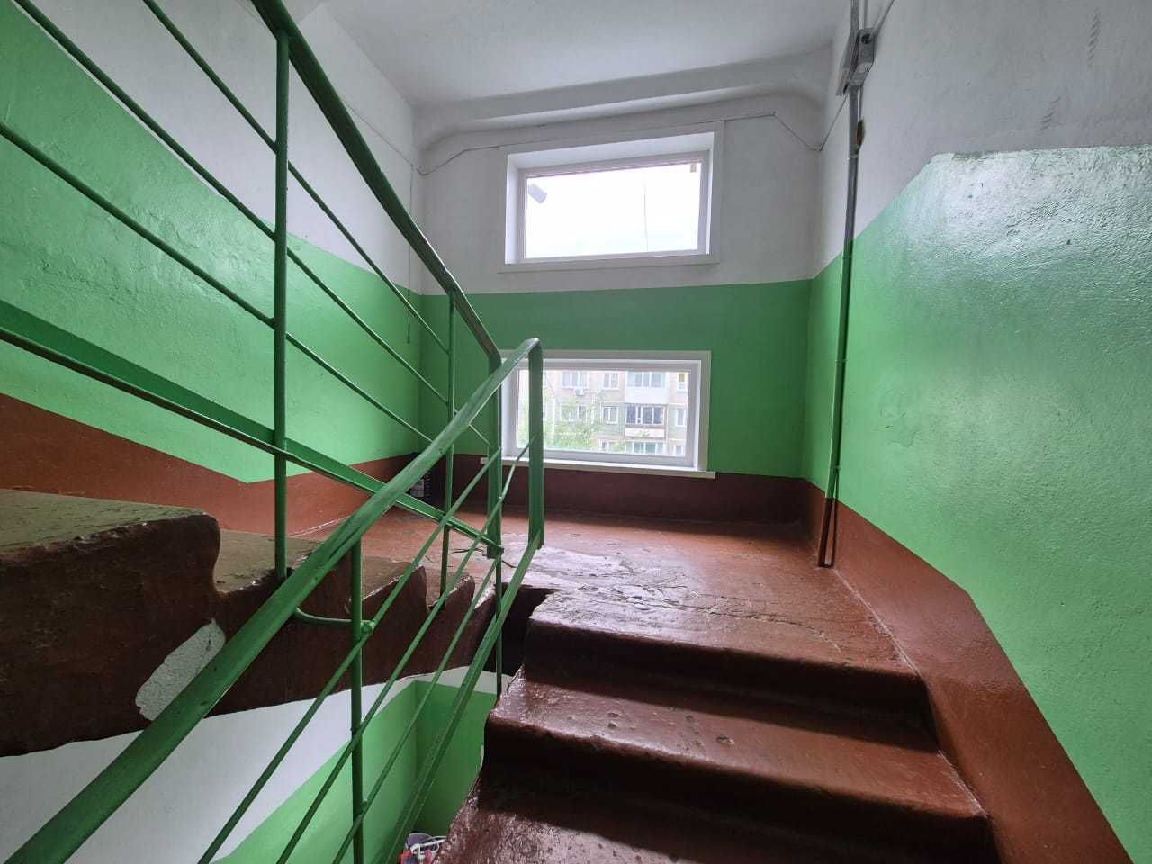 Продам 3 комнатную квартиру в центре