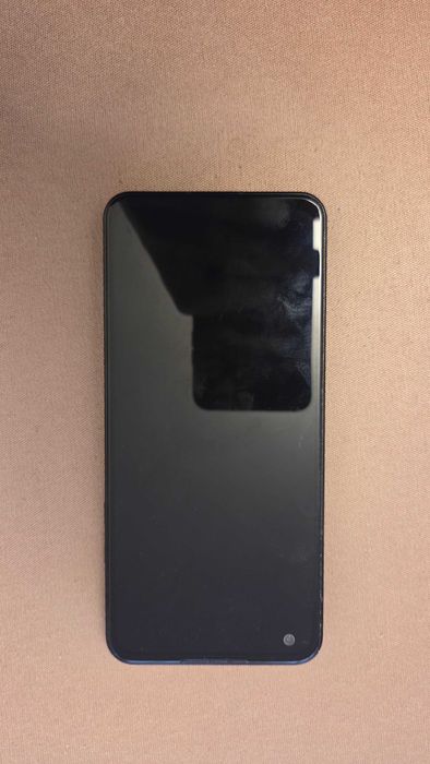 Asus Zenfone 9 8GB RAM,  128GB памет