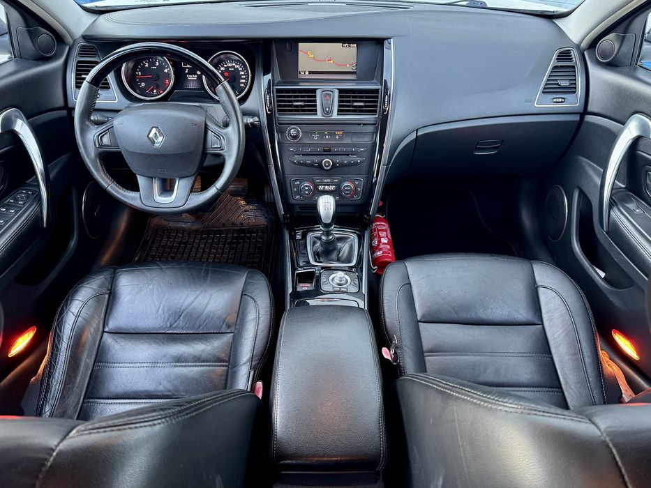 Renault Latitude / Initiale Paris / 2.0 DCI / An 2011