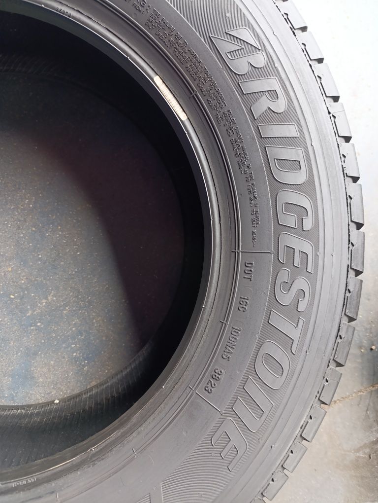 Patru anvelope de vara 235 65 16c Bridgestone Duravis dot 2023