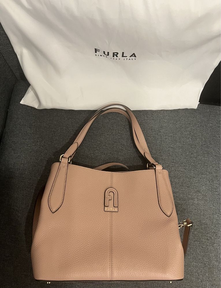 Оригинална дамска чанта Furla