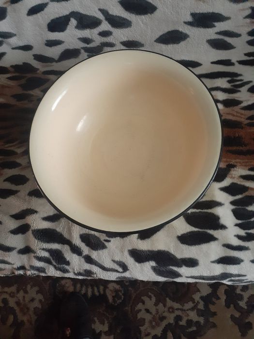 Тазик 8л .СССР. продам