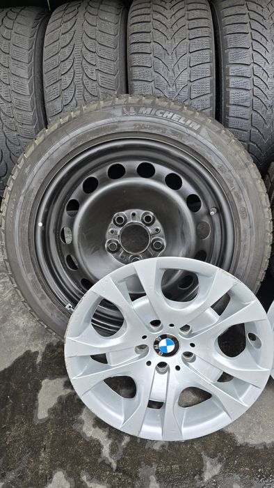 4 jante tablă BMW 17 țoli cu anvelope iarnă 225/50/17