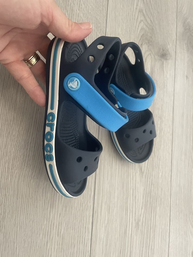 Crocs marime c11