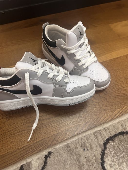 Pantofi sport marimea 31