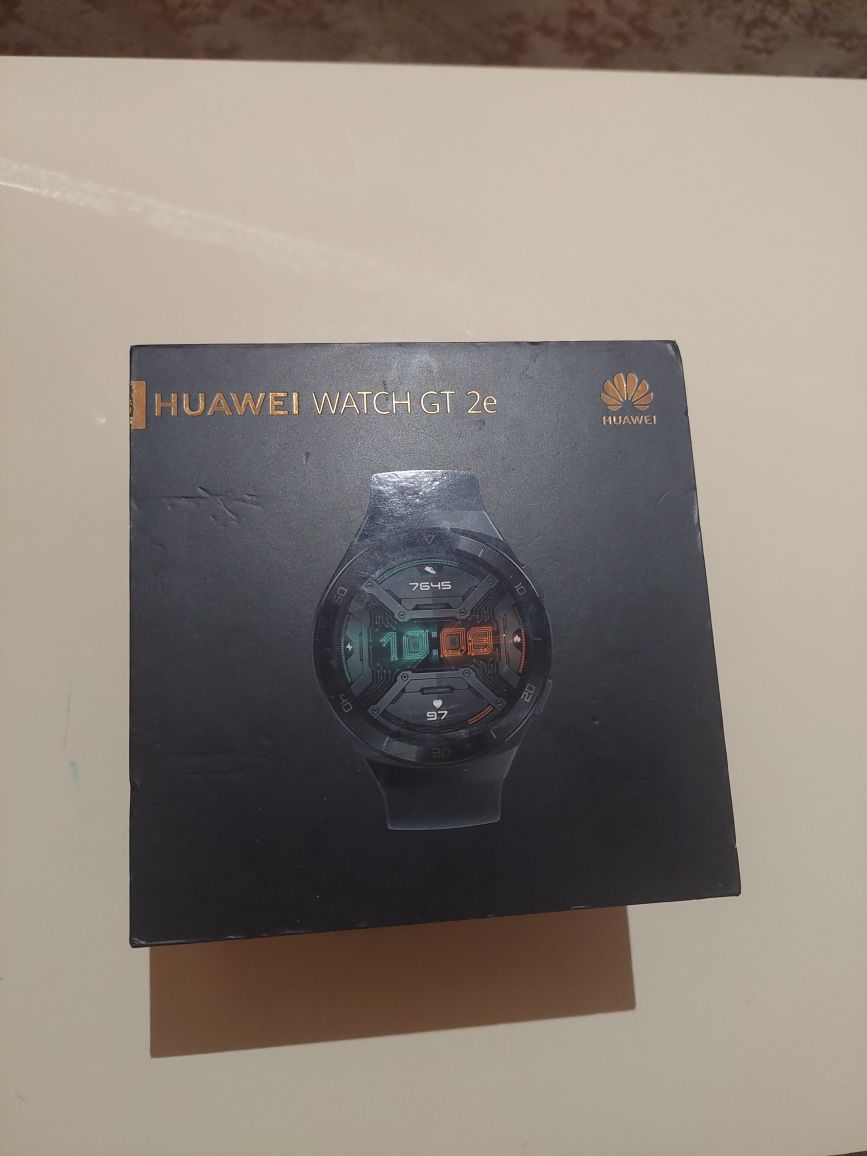 Продам часы Huawei watch gt 2e