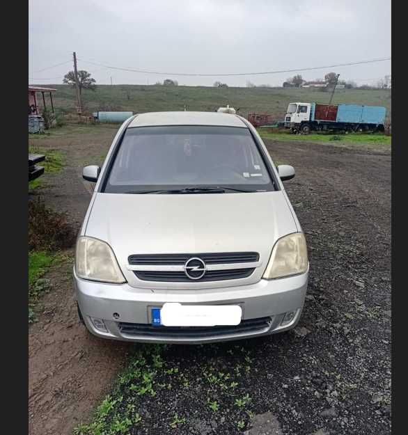 Продавам Опел Мерива / цяла,на части/