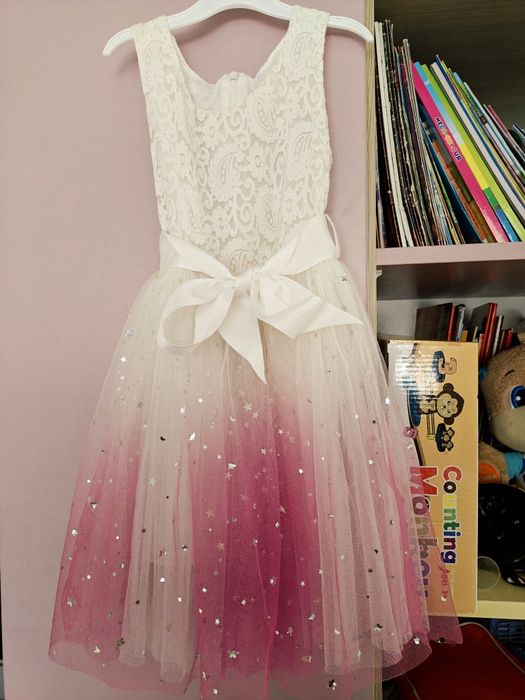 Рокли от 2 до 6 г запазени