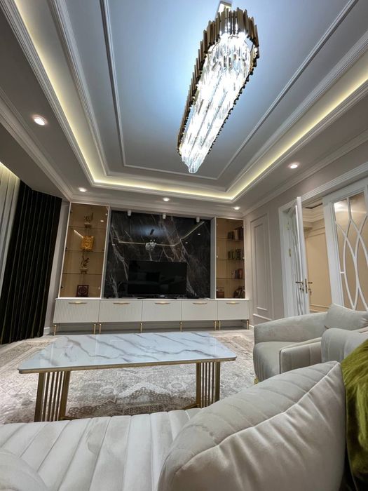 /Срочно аренда Квартира /Евролукс хай тек / в центре да