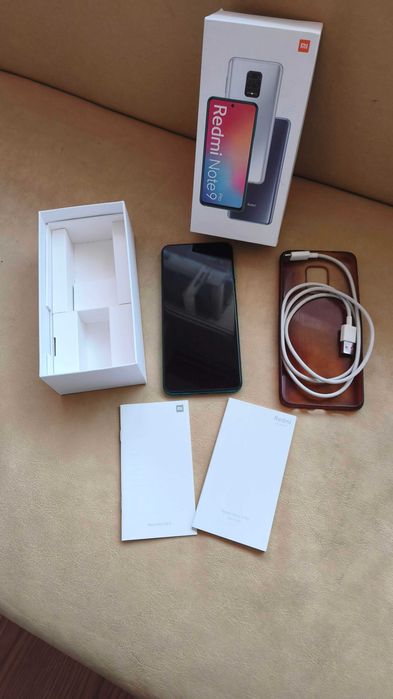 Телефон Xiaomi Redmi Note 9 Pro 6GB RAM + 1GB RAM + 64GB памет