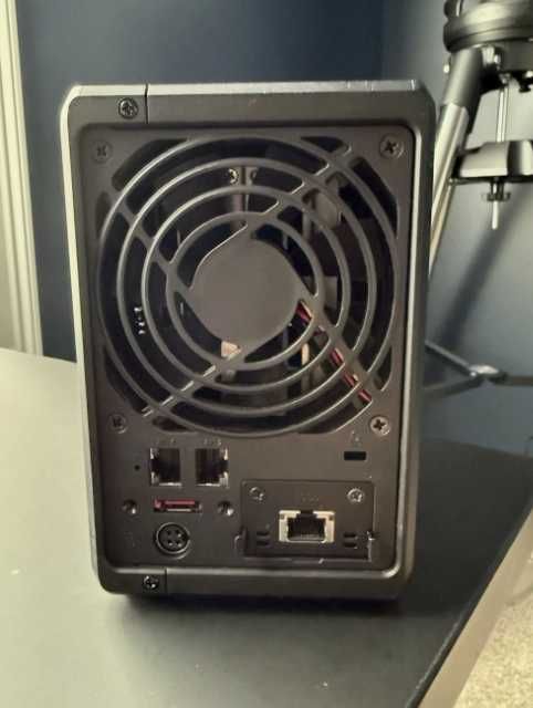 Сетевая система хранения данных Synology DS723+, 10Gb NIC, 32GB RAM