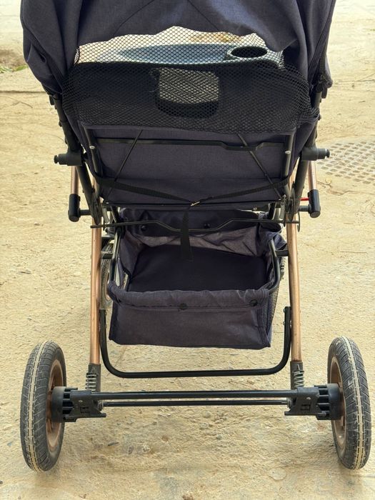 Коляска в хорошем состоянием