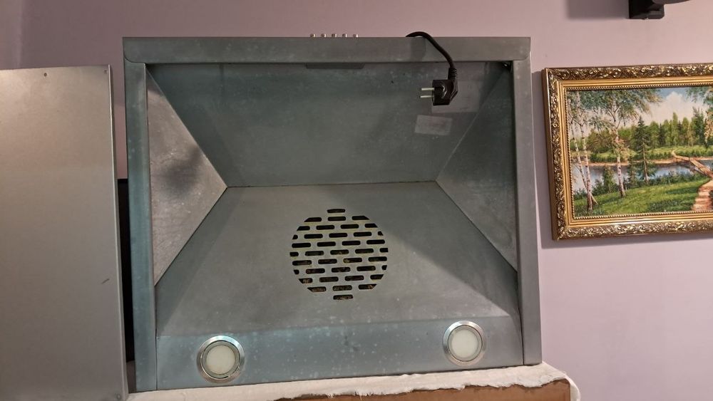 Продаётся вытяжка "Веста"